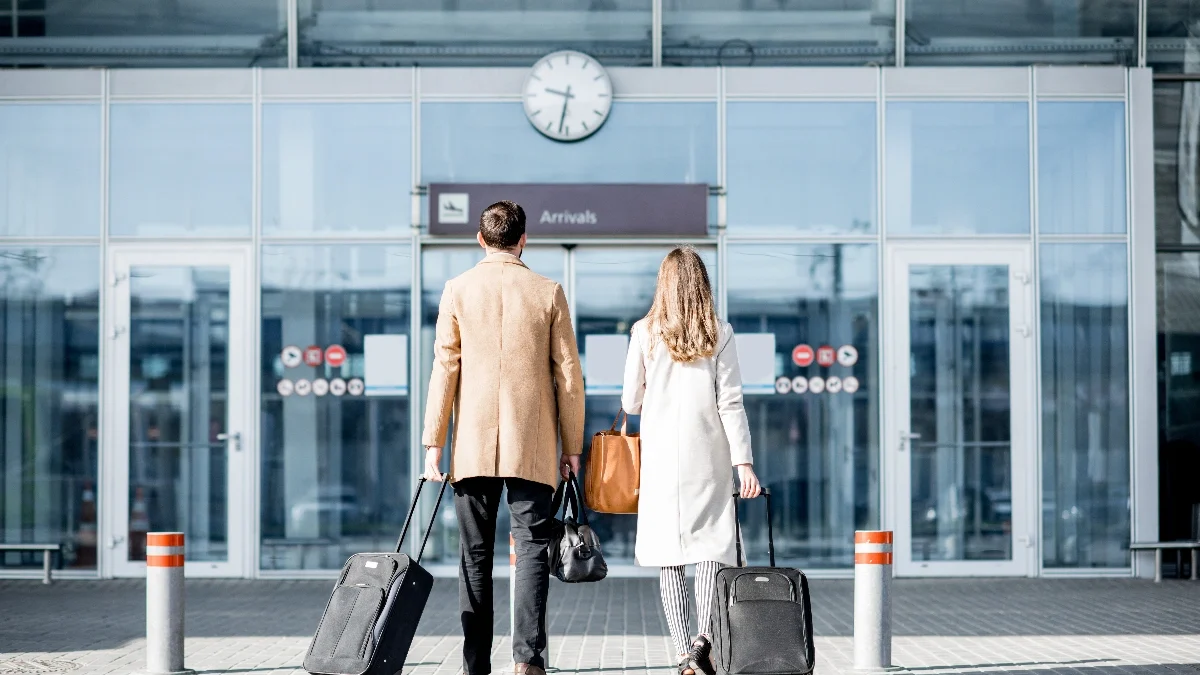 Business Casual unterwegs – wie Kleidung auf Reisen und bei Anlässen wirkt